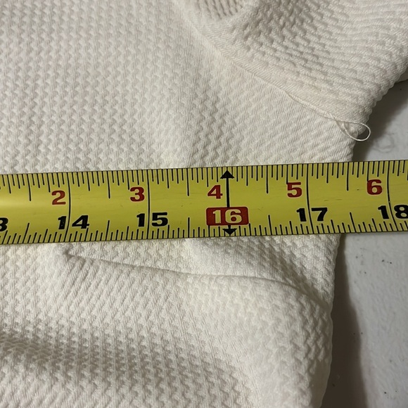 Coco Bianca white aline blouse. Sz small - Picture 7 of 8